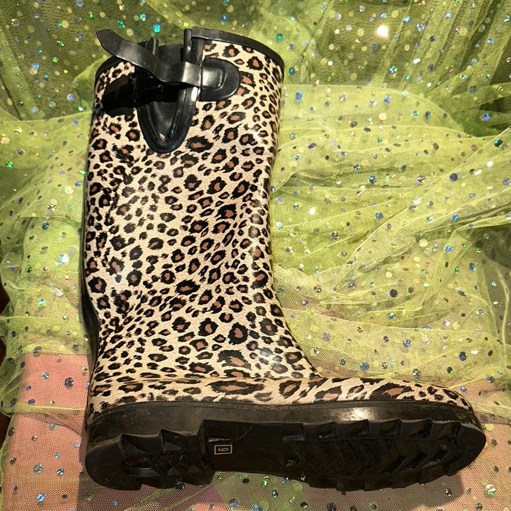 Totes Black and Brown Winter Rain Boots with Durable Rubber Sole